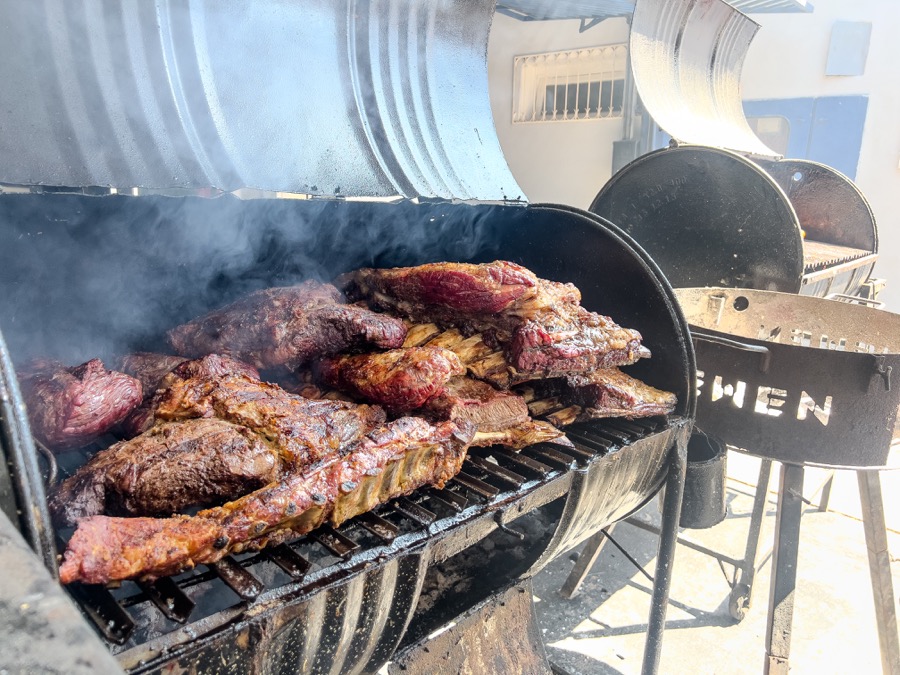 Costilla vacuna asada a la parrilla en El Potrero